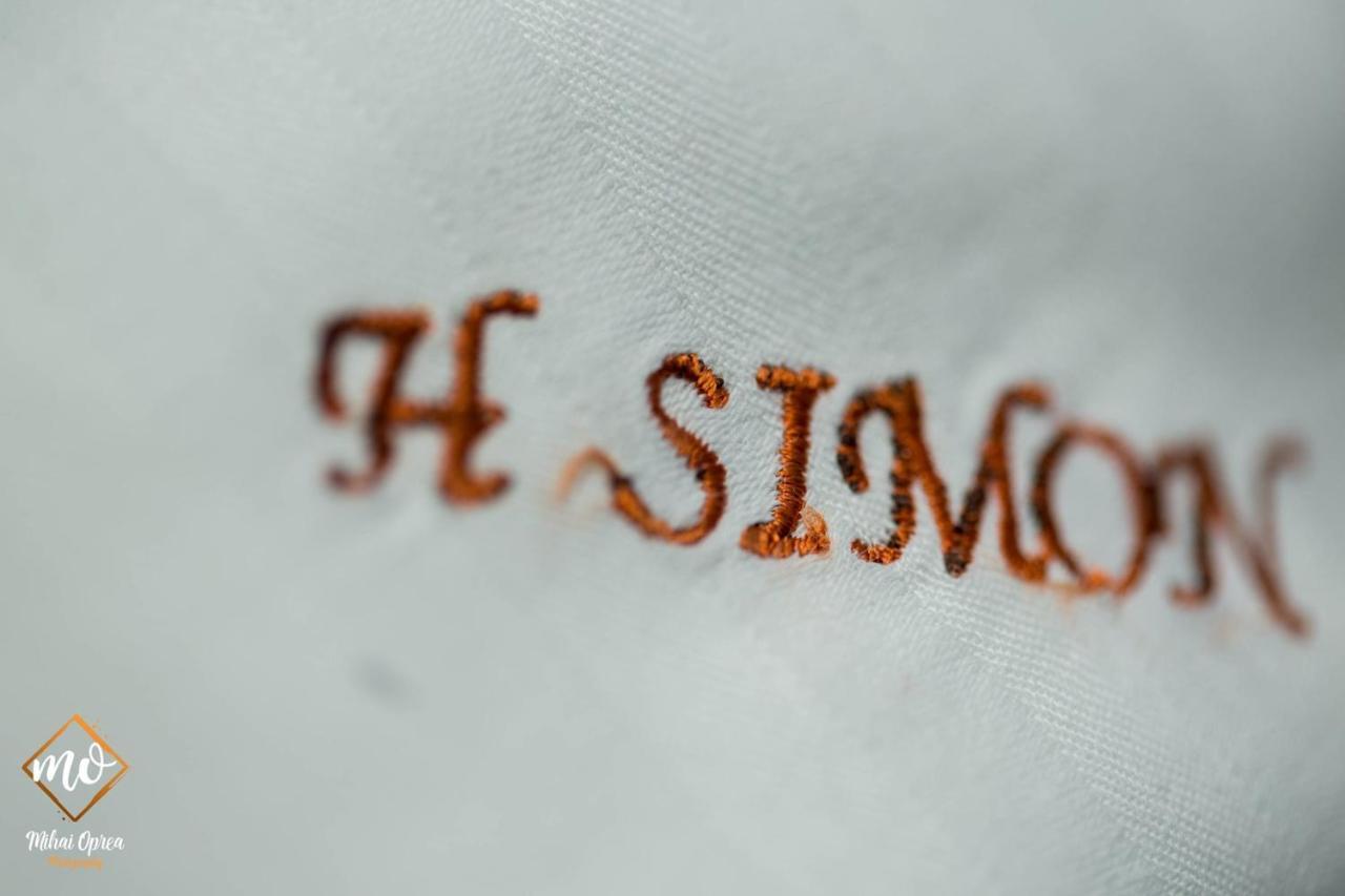 Hanul Simon Pensiune & Restaurant บราน ภายนอก รูปภาพ
